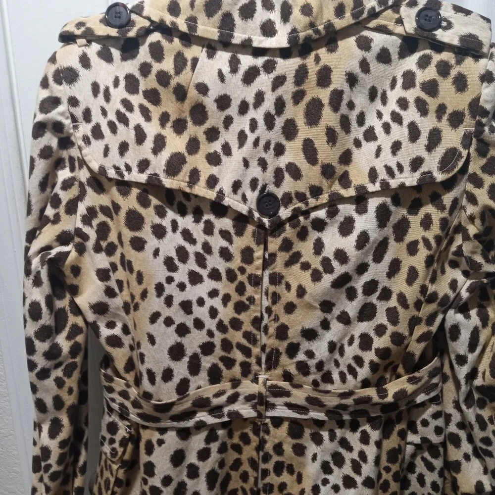 L.A.M.B Vint Trenchcoat - Picture 5 of 10